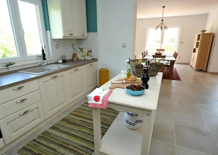 In Tijarica With Private Pool Villa