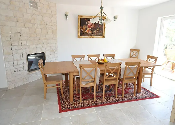 Villa In Tijarica With Private Pool *