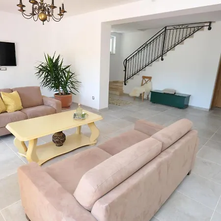 فيلة In Tijarica With Private Pool *